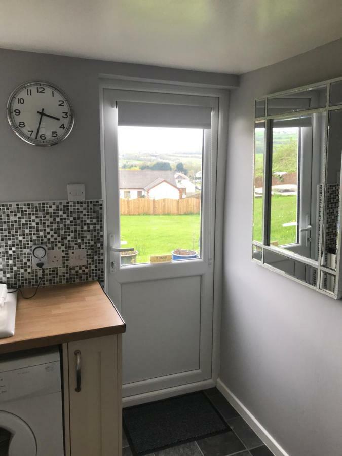 Villa Valley View / Gwel Y Cwm Ammanford Exterior foto