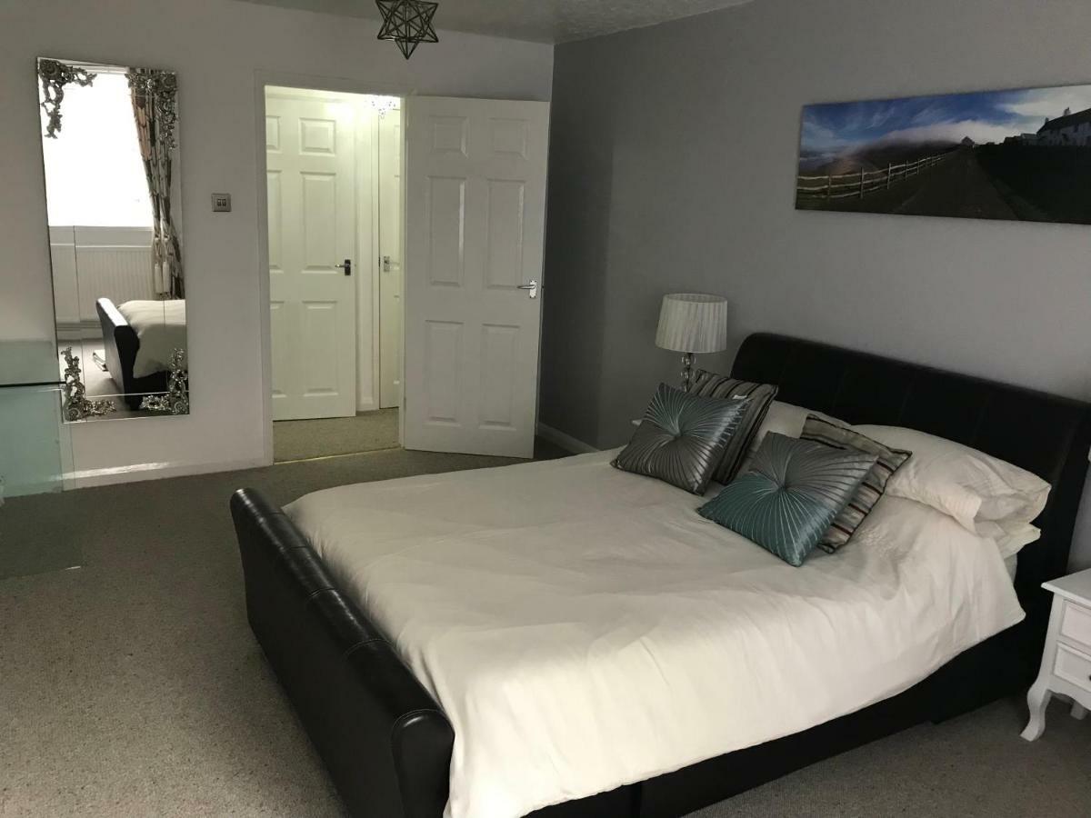 Villa Valley View / Gwel Y Cwm Ammanford Exterior foto